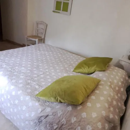 Chez Maxime Апартаменты *