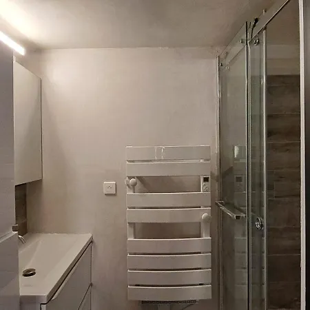 Chez Maxime Апартаменты *